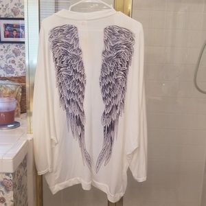 Batwing sleeve tunic